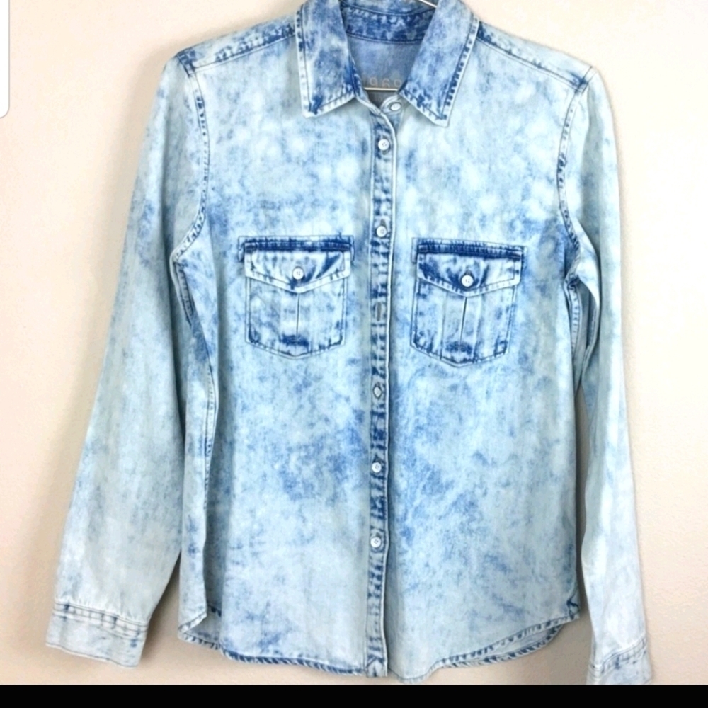 GAP Acid Wash  jean shirt Nwt